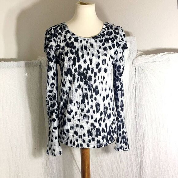 Loft Animal Print Puff Sleeve Top Size M - Picture 1 of 10
